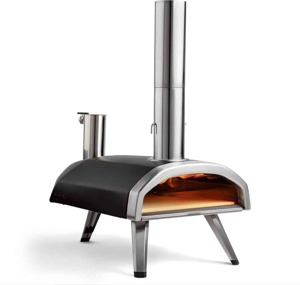 Test du four à pizza extérieur Ooni Fyra 12 : portable et performant