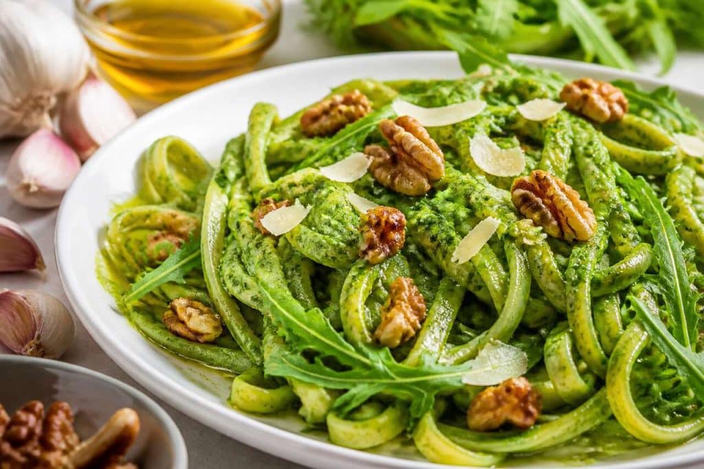 Pesto de roquette et noix : recette italienne savoureuse