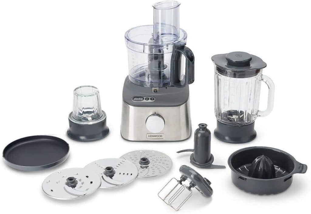 Test : robot kenwood multipro compact+ fdm313ss, 800 w avec balance intégrée