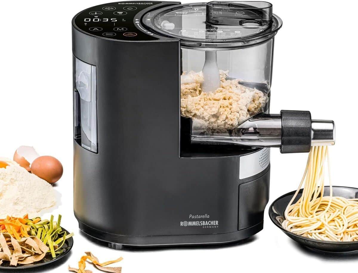 Test du Rommelsbacher PM 220 : la machine à pâtes idéale en plastique noir